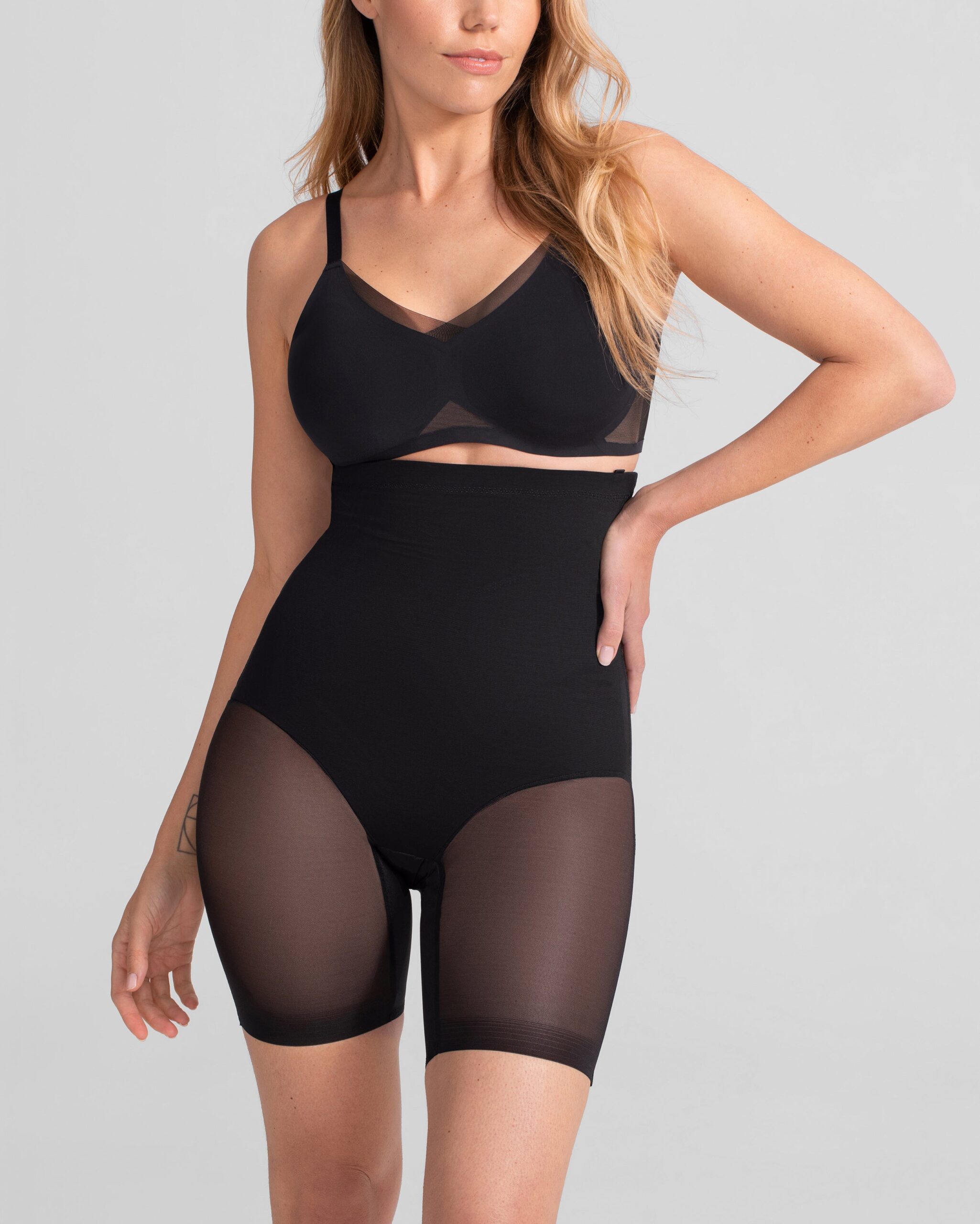 SuperPower_Short_Vamp_S_Katie_04084_R1