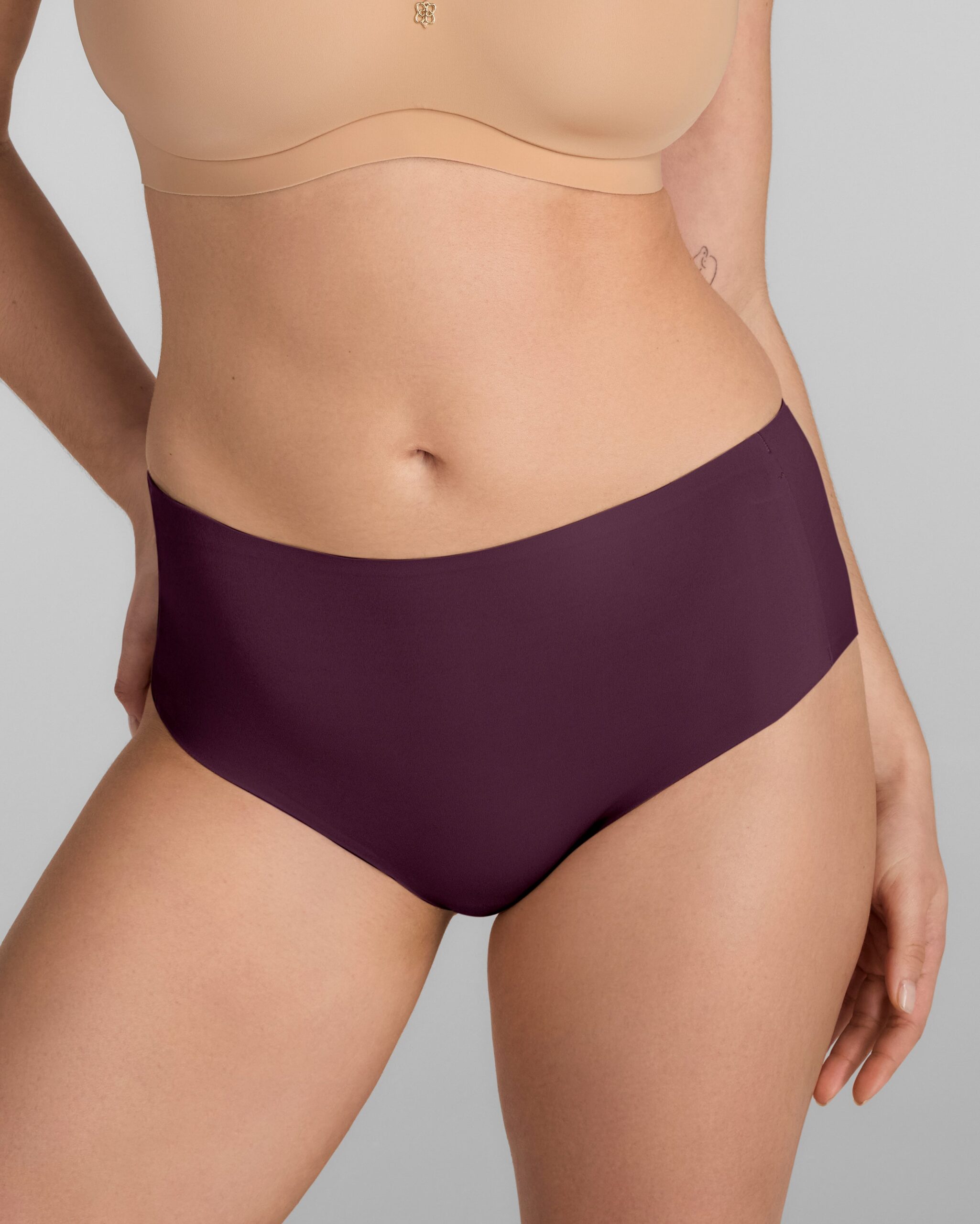 softformcottonhrbrief-aubergine-S-Lauren_1039_AU_R1-no-logo
